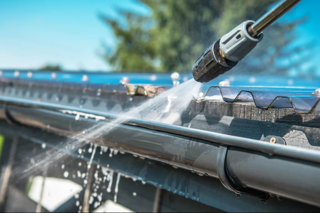 Cleaning roof gutters